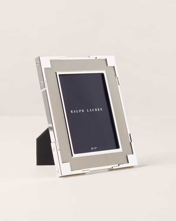 Grafton Frame